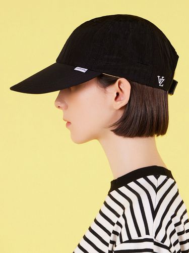 Nylon Ordinary Overfit Ball Cap_Black - VARZAR - Modalova