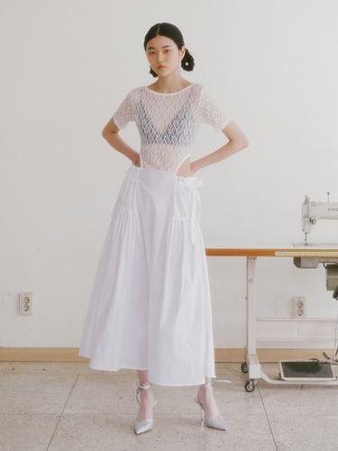 Bridal Lace Cut Out Dress _ White - GANISONG - Modalova