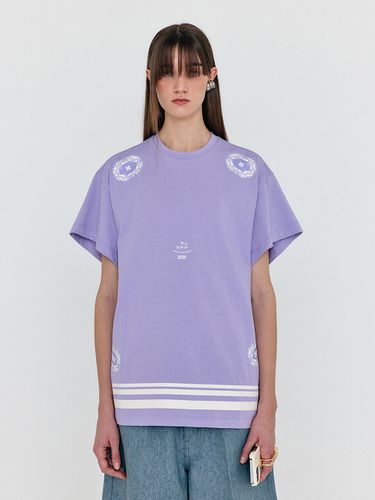 Wacky Oversized Graphic T-Shirt_Lavender - EENK - Modalova