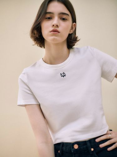 Symbol Crop T-Shirt_White (SW2ME631-01) - LOEUVRE - Modalova