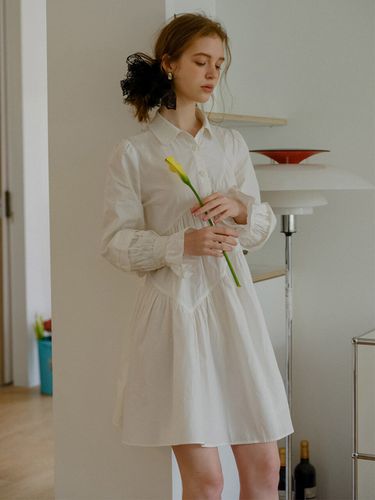 Irregular Pleating Dress_White - Cest Moidew - Modalova