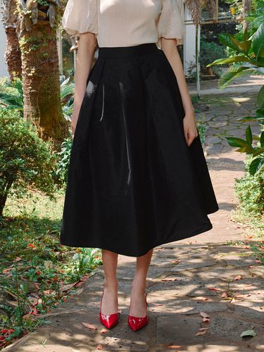 Back Banding Flare Skirt - on&on - Modalova