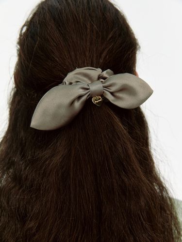 Ribbon Hair Scrunchie_Champagne - DEPOUND - Modalova