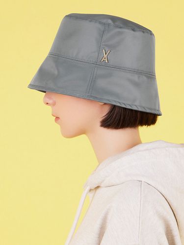 Stud Drop Overfit Bucket Hat_Gray - VARZAR - Modalova