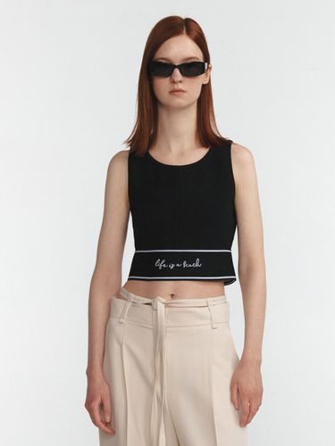 Sleeveless Lettering Cropped Top_Black - LINE STUDIO ONE - Modalova