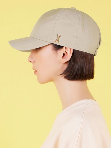 Stud Logo Nylon Newsboy Ball Cap_Beige - VARZAR - Modalova