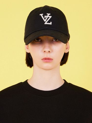 Monogram Appliqu Overfit Washing Ball Cap_Black - VARZAR - Modalova