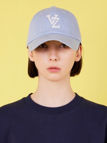 Monogram Appliqu Overfit Washing Ball Cap_Sky Blu - VARZAR - Modalova