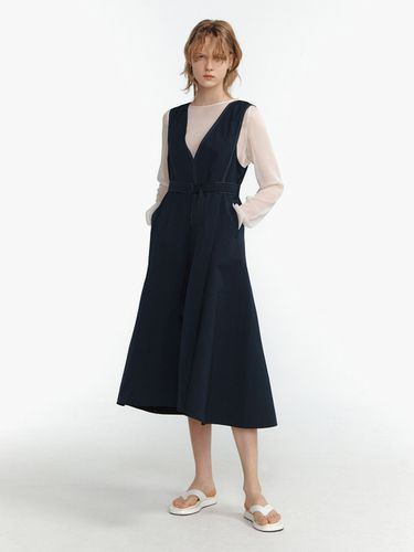 V-neck Belted Stitch Dress - LINE STUDIO ONE - Modalova