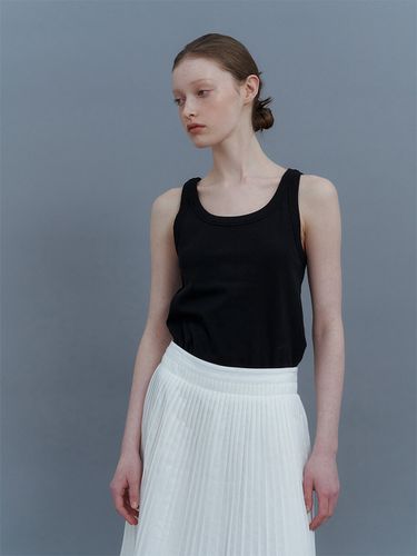 Mars Ribbed Sleeveless Top - URAGO - Modalova