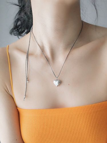 Clover Heart With Melange String Necklace_ - MERRYMOTIVE - Modalova