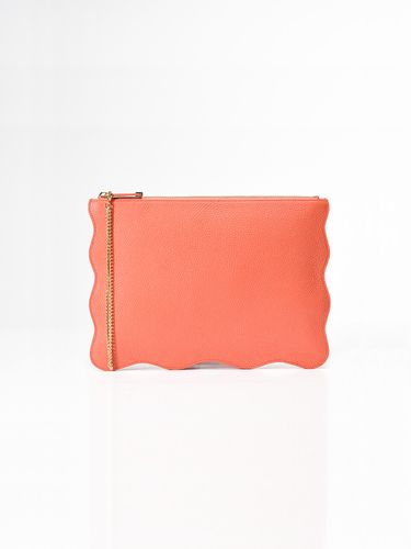 Ruffle Clutch - LWL - Modalova