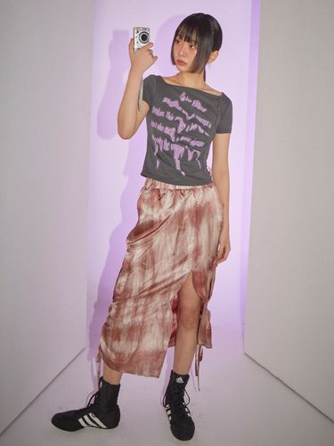 Glossy Cargo Skirt_Pink - FABER FINGER - Modalova