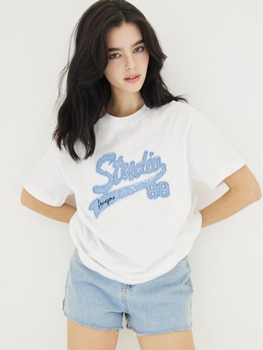 Studio Denim Patch T-Shirt_White - Awesomestudio - Modalova