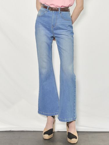 Women Bootcut Soft Jeans - GENERAL IDEA - Modalova