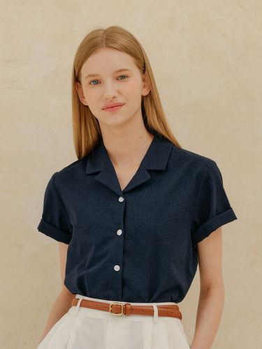 Seersucker Collar Shirt _ Navy - YUPPE - Modalova