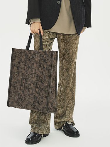 Fur-Printed Tote Bag _ Khaki Gray - MMIC - Modalova