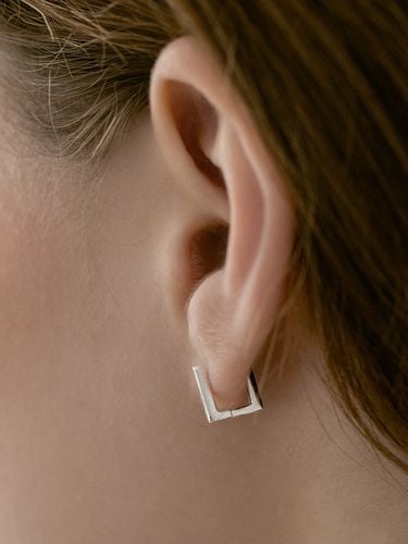 Basic Square Hoop Earring - TATIANA - Modalova