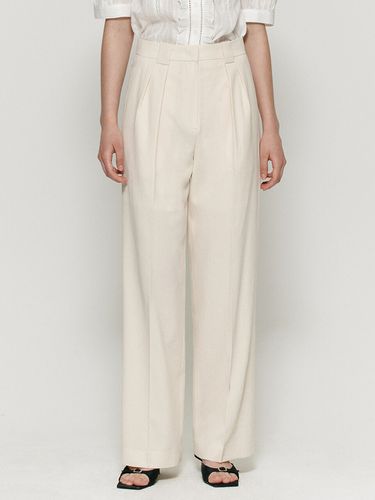 Summer Two Tuck Wide Pants - BEMUSE MANSION - Modalova