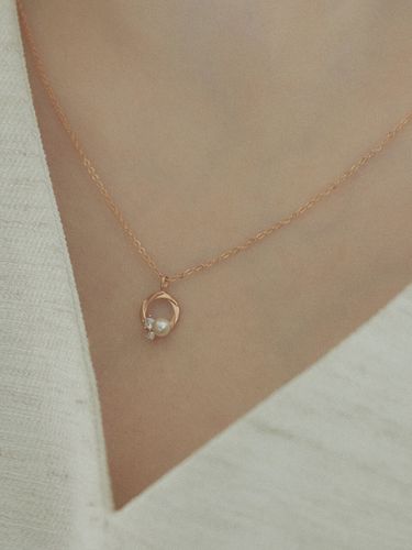 Run Basic Swarovski Pearl 14K Necklace - dmoment - Modalova