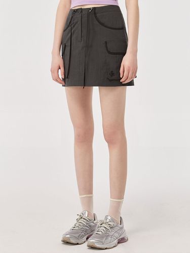 Line Color Block Cargo Mini Skirt _ - CITYBREEZE - Modalova