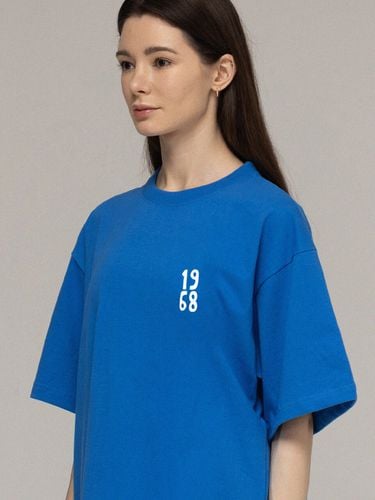 Square Logo T-Shirt [Cobalt Blue] - GRAVER - Modalova