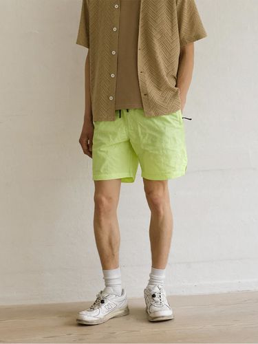 Mike Shorts _ Neon Yellow - SUNFLOWER - Modalova