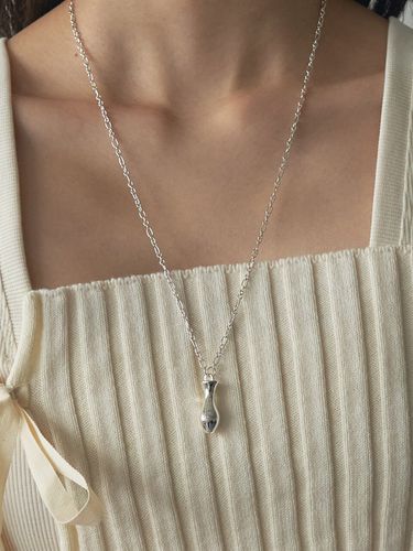 Classic Long Bud Necklace - VINOOM - Modalova