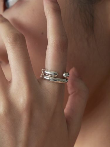 Layered Stem Ring - VINOOM - Modalova