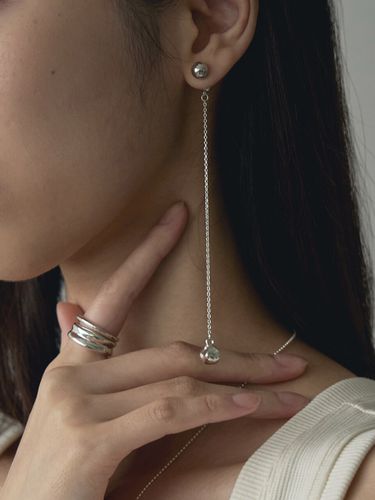 Seed Drop Earring - VINOOM - Modalova