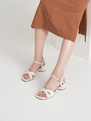 HJ23018 Sandal_3 Colors - Hailey - Modalova