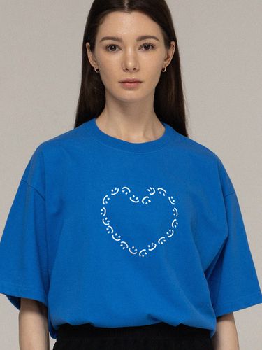 Heart Drawing Smile T-Shirt [Cobalt Blue] - GRAVER - Modalova