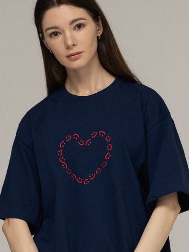 Heart Drawing Smile T-Shirt [Navy] - GRAVER - Modalova