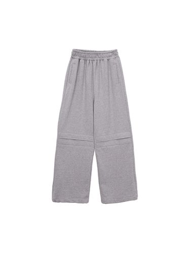 Knee Cut-out Sweatpants _Grey - Matin Kim - Modalova