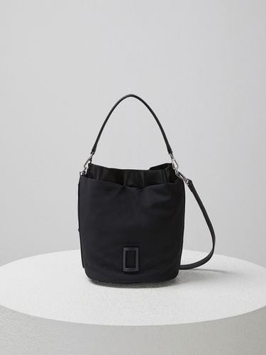 Fluffy Pop Bucket 17 Bag_Black - COURONNE - Modalova