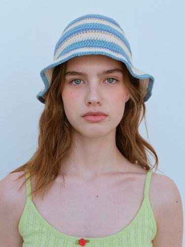 Handmade Stripe Bucket Hat_Blue - FUNFROMFUN - Modalova