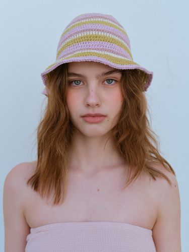 Handmade Stripe Bucket Hat_Pink - FUNFROMFUN - Modalova