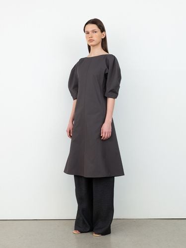 Balloon Sleeve Midi Dress_Gray - RRACE - Modalova