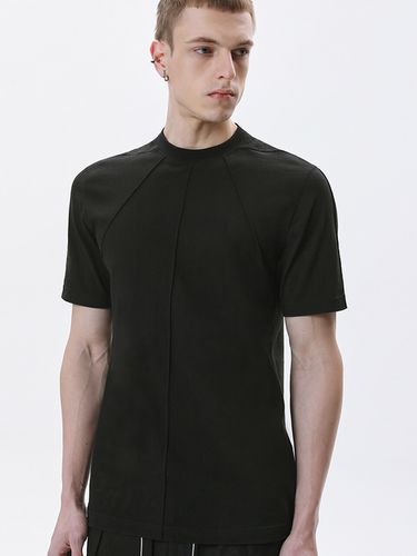 Pin Tuck Slim T-Shirt_Black - DGNAK12 - Modalova