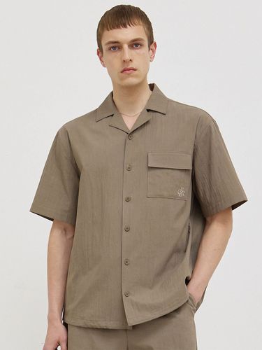 Set-up Open Collar Short Sleeve Shirt_Khaki Brown - CITYBREEZE - Modalova