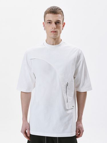 Utility Pocket T-Shirt_Off White - DGNAK12 - Modalova