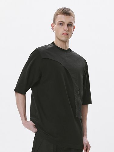 Utility Pocket T-Shirt_Black - DGNAK12 - Modalova