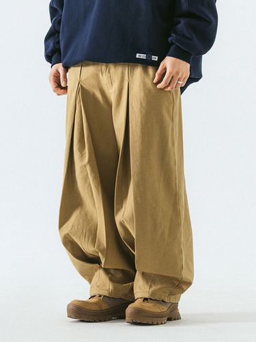 Long Tuck Wing Balloon Pants_Beige - ANGLAN - Modalova