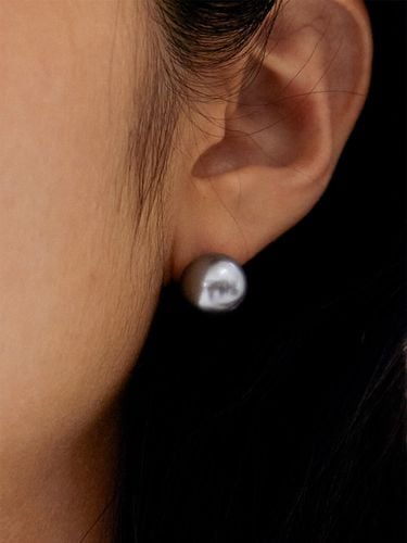 Gray Pearl Earring - MARTA - Modalova