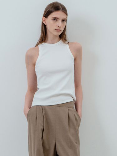 Round Neck Cotton Sleeveless Top_Off White - REFINED902 - Modalova