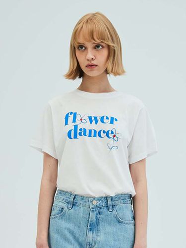 Flower Dance Short Sleeved T-Shirt_White - OPENING SUNSHINE - Modalova