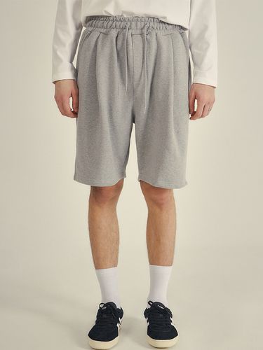 Bermuda Pintuck Sweat Shorts - WEDNESDAY OASIS - Modalova