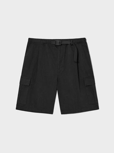 Bermuda Wide Cargo Pants (Black) - V2 - Modalova