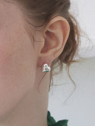 Heart Greenery Earring 02_ Silver - STILL INSTANT - Modalova