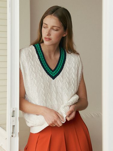 V-neck Cable Knit Vest - AND YOU - Modalova